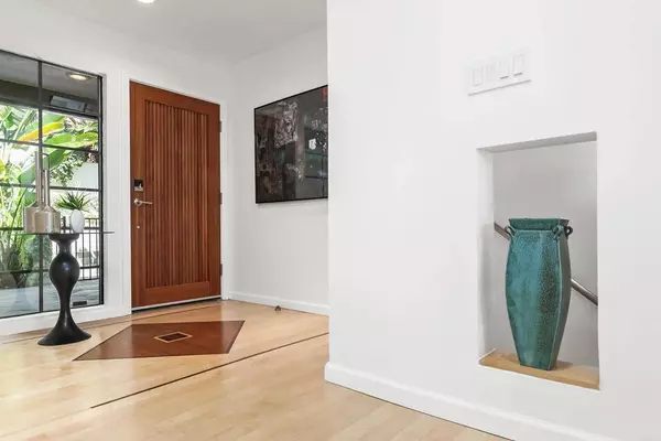 2263 Del Mar Scenic Pkwy, Del Mar, CA 92014