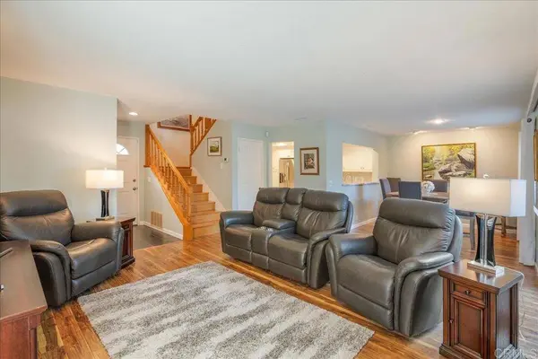 6552 Corte Valdez, Carlsbad, CA 92009