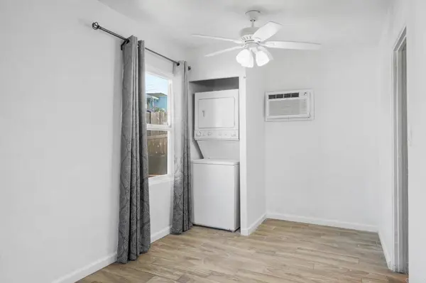 5977 Balmoral DR, San Diego, CA 92114