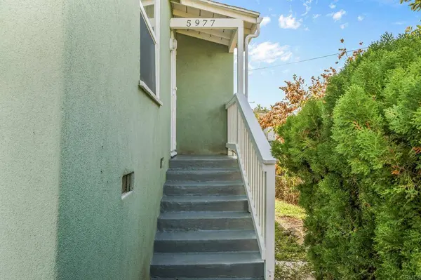 5977 Balmoral DR, San Diego, CA 92114