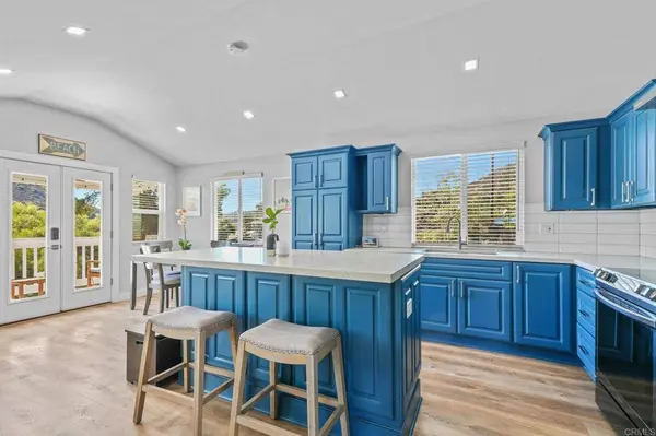 703 Lingel DR, El Cajon, CA 92019