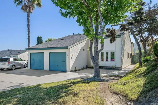 2017 Crofton ST, Spring Valley, CA 91977