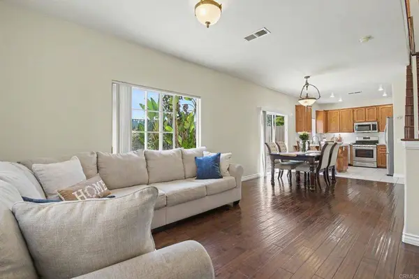 82 Country Club CIR, Chula Vista, CA 91911