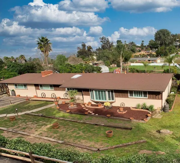 1918 Grove RD, El Cajon, CA 92020