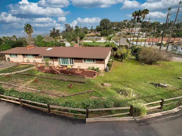 1918 Grove RD, El Cajon, CA 92020
