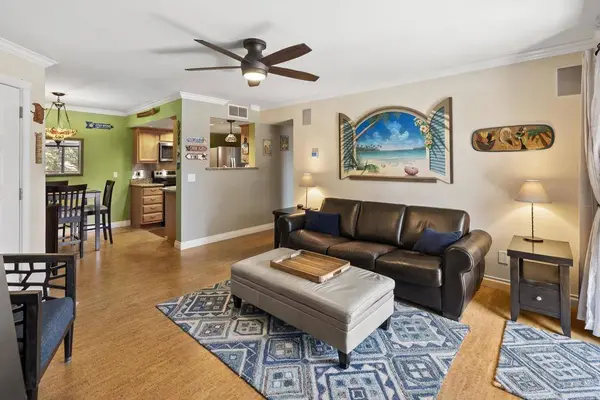 12007 Alta Carmel CT #325, San Diego, CA 92128