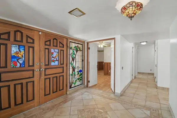 1744 Shady Crest Place, El Cajon, CA 92020