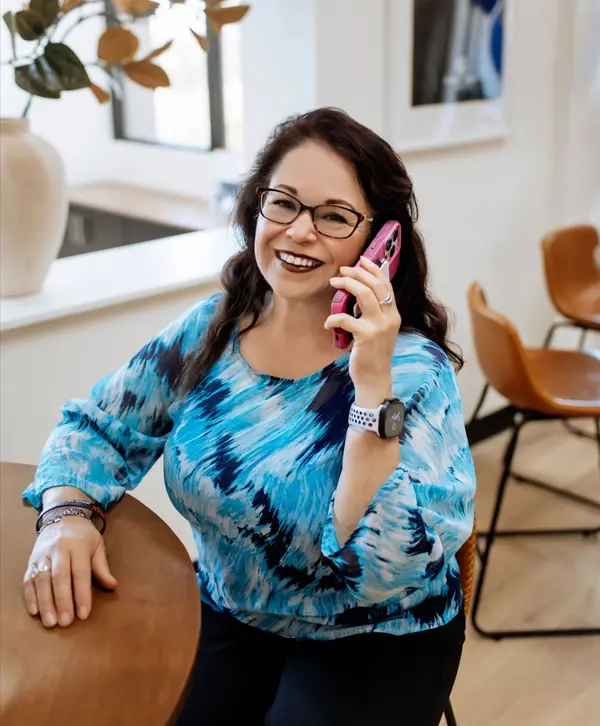 AR#5 (on the phone)