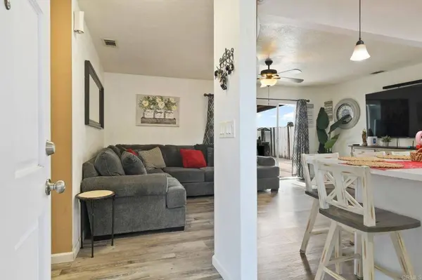 8179 Knollwood RD, San Diego, CA 92114
