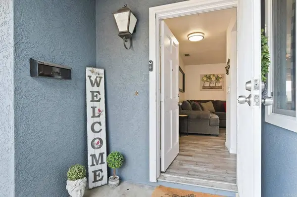 8179 Knollwood RD, San Diego, CA 92114