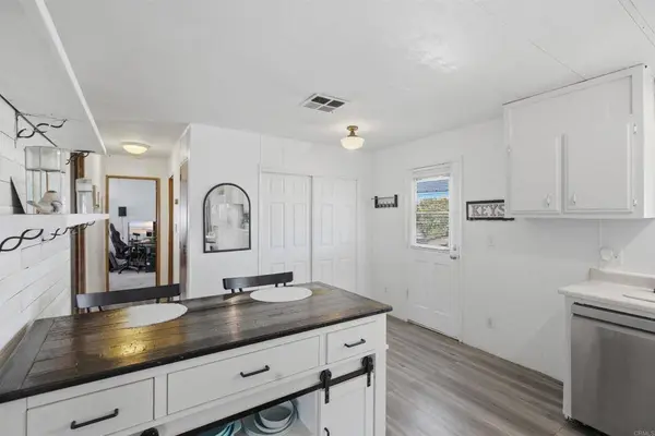 718 Sycamore #26, Vista, CA 92083
