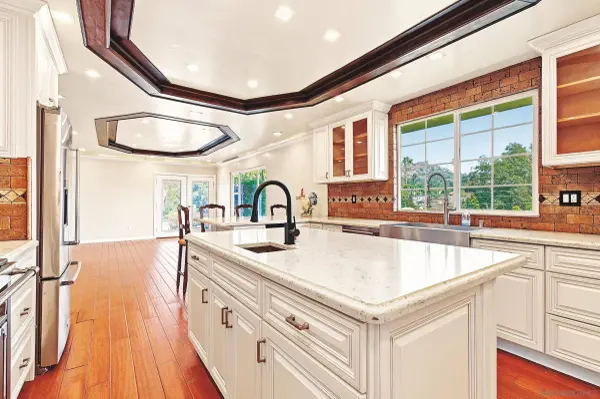 4262 Bancroft Dr.