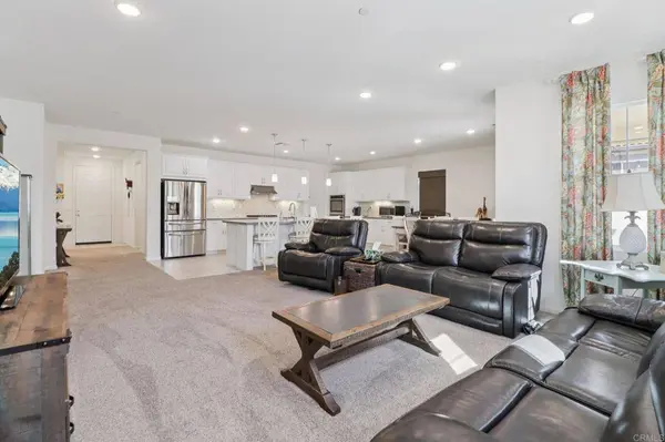 10671 Braverman DR, Santee, CA 92071