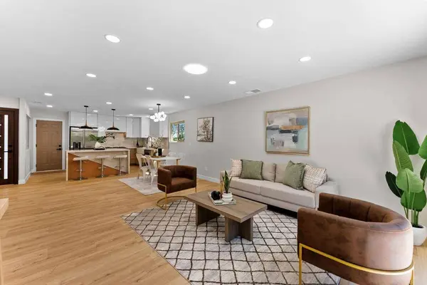 4984 Gaylord DR, San Diego, CA 92117