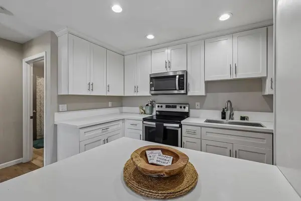 745 E Bradley AVE, El Cajon, CA 92021