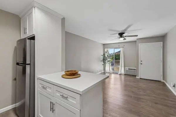 745 E Bradley AVE, El Cajon, CA 92021