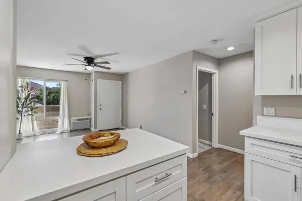 745 E Bradley AVE, El Cajon, CA 92021