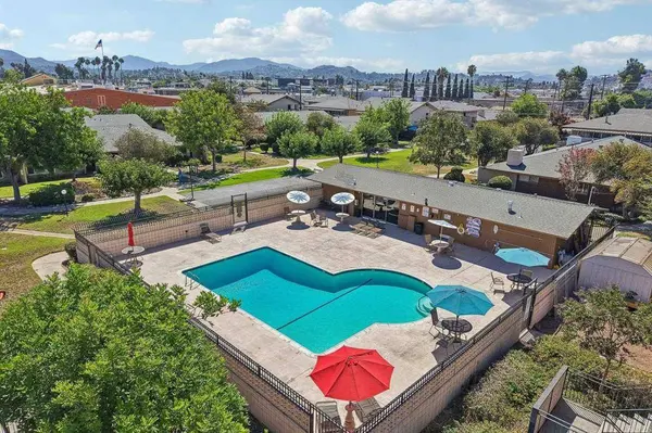 559 Oakdale LN #C, El Cajon, CA 92021
