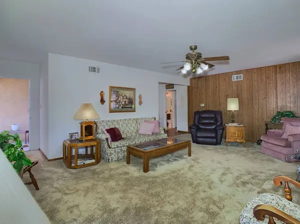 6345 Primrose, La Mesa, CA 91941