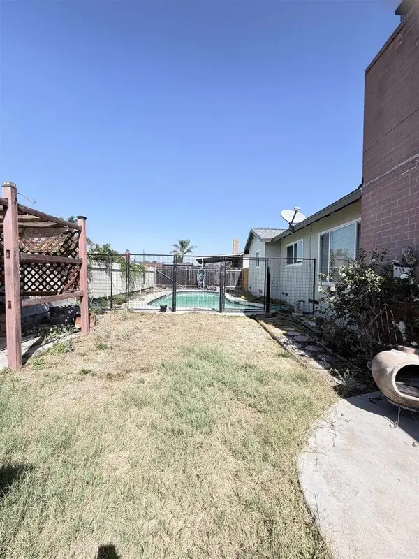 806 Fairway CT, Chula Vista, CA 91911