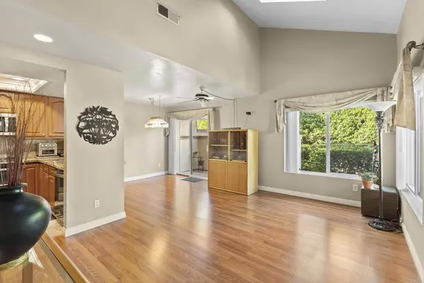 5440 Baltimore Dr. #137, La Mesa, CA 91942