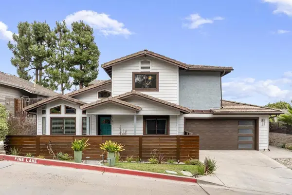 6749 Alamo Ct, La Mesa, CA 91942