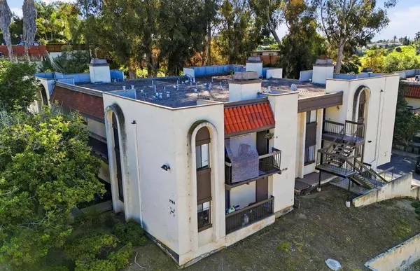 1908 VIA LAS PALMAS #32, National City, CA 91950
