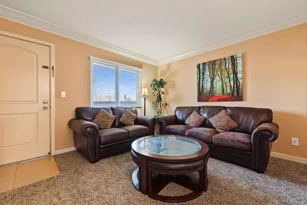 801 National City BLVD #204, National City, CA 91950