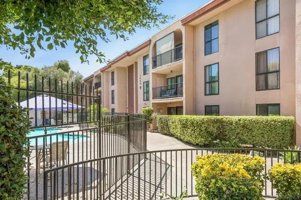7835 Cowles Mountain Ct #B6, San Diego, CA 92119