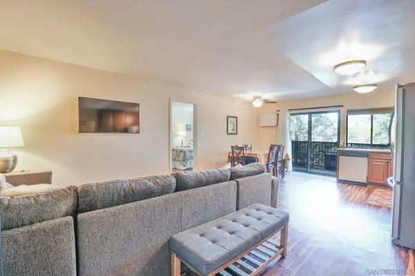7835 Cowles Mountain Ct #B6, San Diego, CA 92119
