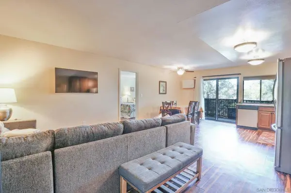 7835 Cowles Mountain Ct #B6, San Diego, CA 92119