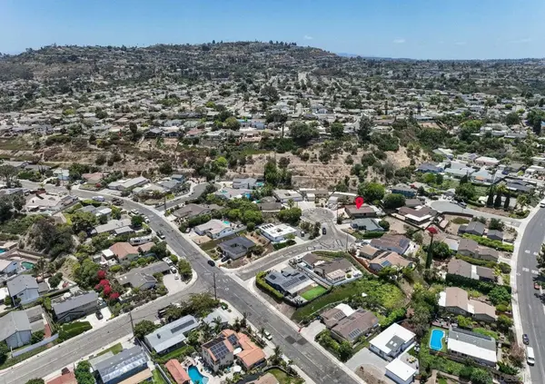 7118 Conestoga, San Diego, CA 92120