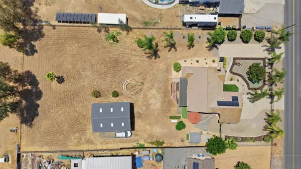 817 Davis, Ramona, CA 92065