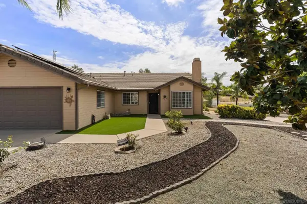 817 Davis, Ramona, CA 92065