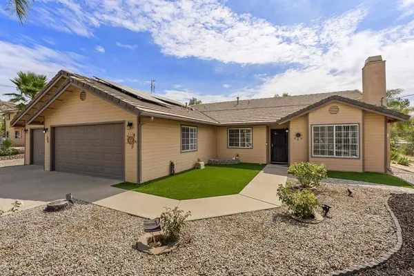 817 Davis, Ramona, CA 92065
