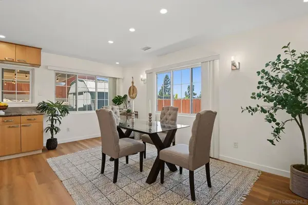 7118 Conestoga, San Diego, CA 92120