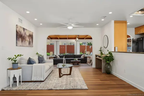 7118 Conestoga, San Diego, CA 92120