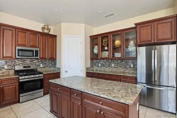 1946 Garrison, El Cajon, CA 92019