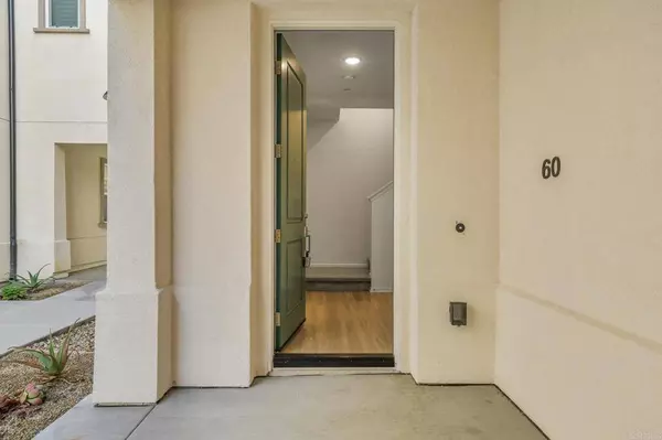 5381 Calle Rockfish #60, San Diego, CA 92154