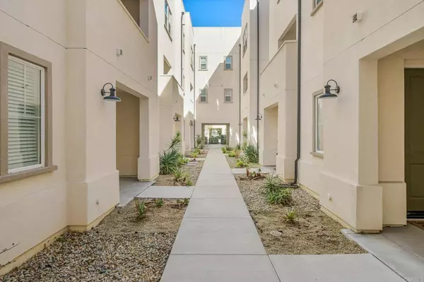 5381 Calle Rockfish #60, San Diego, CA 92154