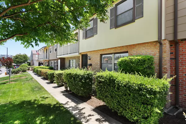 El Cajon, CA 92021,11935 Royal Rd #E