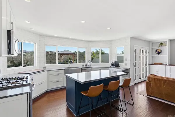 641 Redlands Pl, Bonita, CA 91902