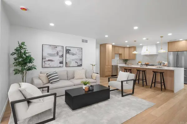 5627 Loping Ln, Bonita, CA 91902-2812