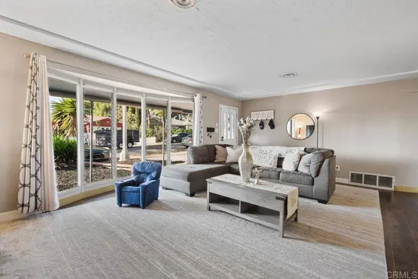 6114 Tarragona Dr, San Diego, CA 92115