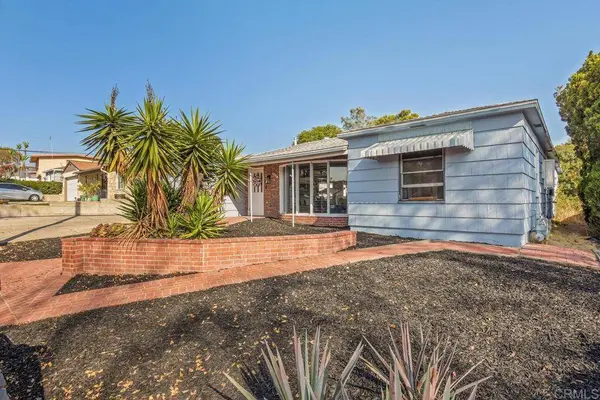 6114 Tarragona Dr, San Diego, CA 92115