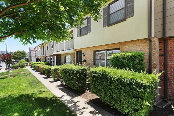 11935 Royal Rd #E, El Cajon, CA 92021
