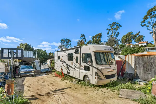 N Lane, San Ysidro, CA 92173