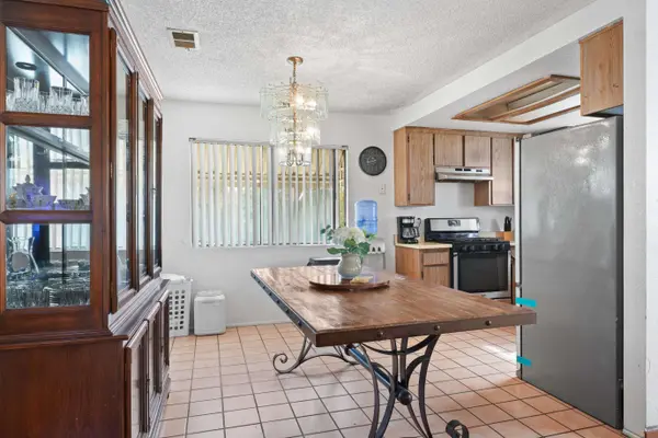 5088 Elkhart St, San Diego, CA 92105