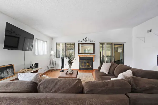 5088 Elkhart St, San Diego, CA 92105