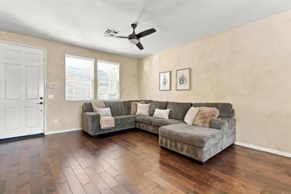2011 Coppper Ridge Rd, Santee, CA 92071